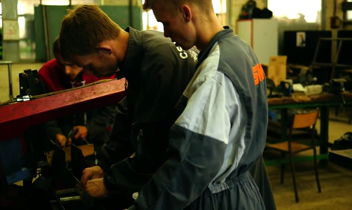 le-paraclet-amiens-certificat-spécialisation-tracteurs-machines-agricoles-utilisation-maintenance