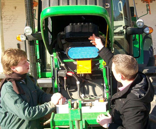 Entretien-machines-agricoles-CFPPA-Le-Paraclet